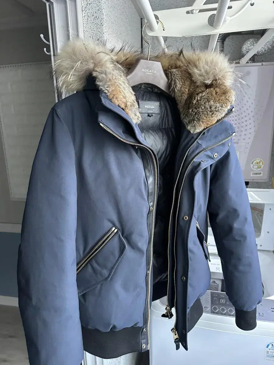 맥케이지 19Fw 40size 남색에 골드퍼